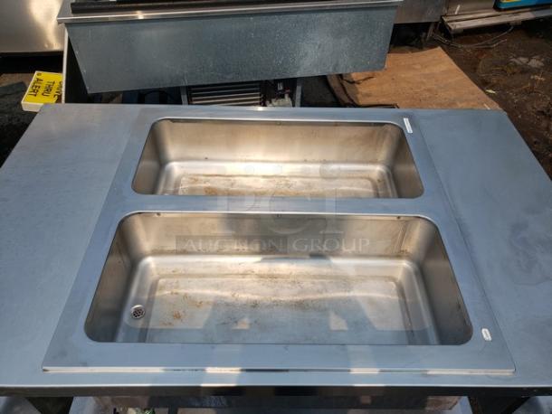 Wells Custom Food Warmer - Image 2 of 5