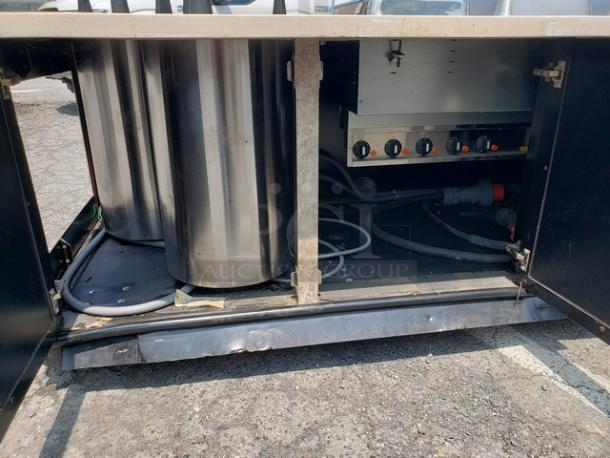 Corsair Display Systems Custom Buffet Cart - Image 10 of 11