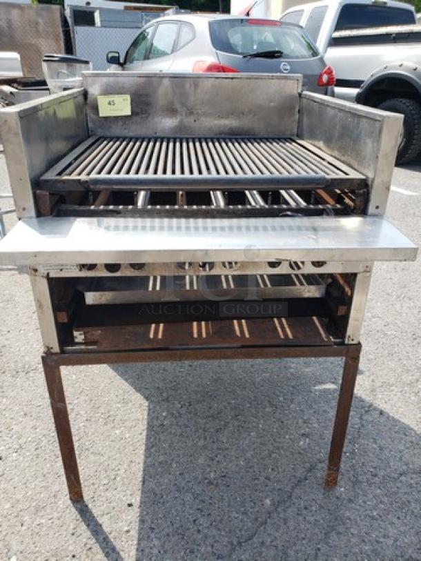 Magi Glow Broiler Natural Gas. Missing 4 Knobs - Image 1 of 6