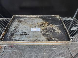 Lot of 4 Full Sized Baking Sheet Pans (4xBid)