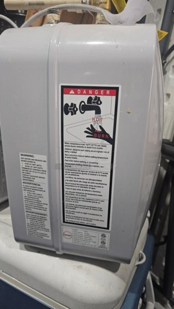Eemax EMT4 4 Gallon Electric Mini Tank Water Heater - Image 4 of 4