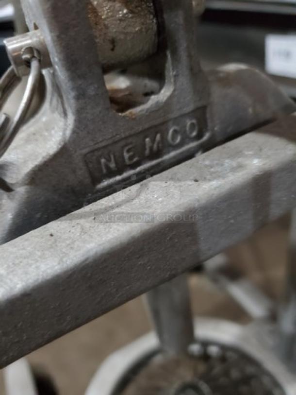 Nemco 55700 Easy Flowering / Blooming Onion Cutter - Image 2 of 3