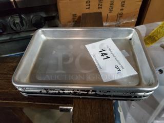 Lot of 6 Small Baking Sheet Pans (6xBid)