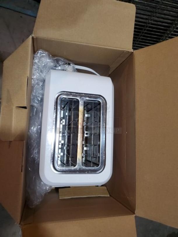 Kenmore Toaster. Still in box! - Image 2 of 2