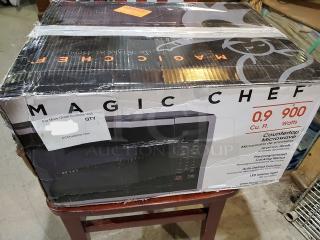Magic Chef Countertop Microwave. Still in box!