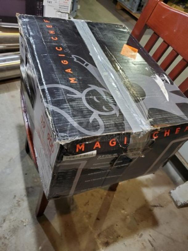 Magic Chef Countertop Microwave. Still in box! - Image 3 of 3