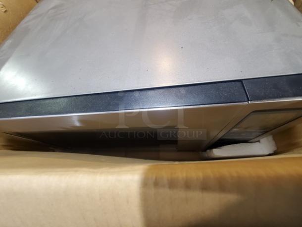 Dacor Microwave Oven. Still in box! - Image 3 of 4