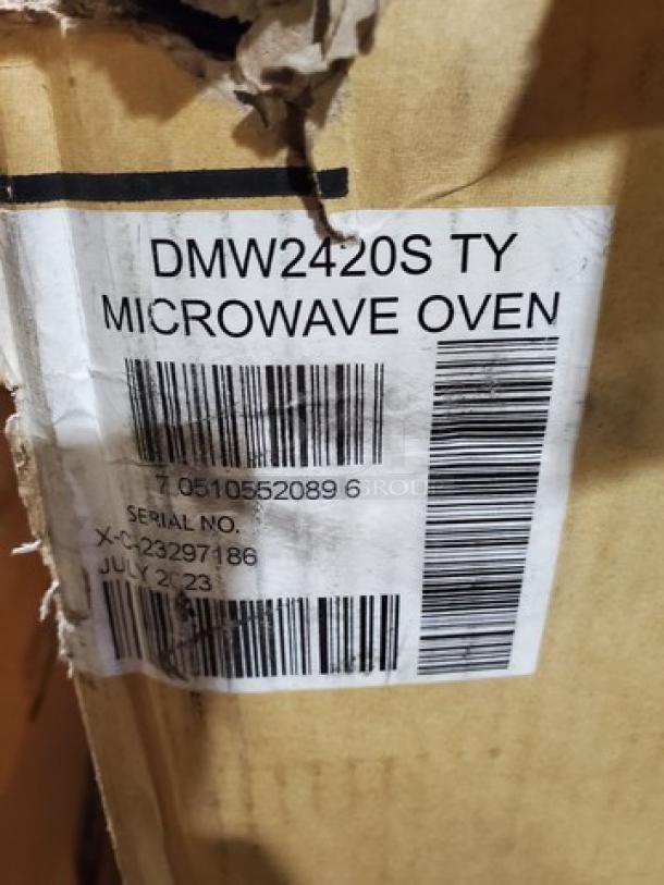 Dacor Microwave Oven. Still in box! - Image 4 of 4