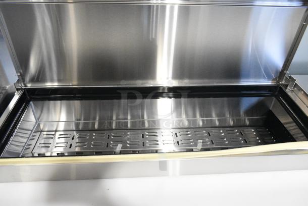 BRAND NEW SCRATCH AND DENT! 2024 Migali C-PP67-HC Stainless Steel Commercial Pizza Prep Table. 115 Volts, 1 Phase. Serial C-PP67-HC240424C005. Tested and Working! - Image 4 of 8