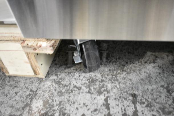 BRAND NEW SCRATCH AND DENT! 2024 Migali C-PP44-D-HC Stainless Steel Commercial Pizza Prep Table w/ 2 Drawers on Commercial Casters. 115 Volts, 1 Phase. Serial C-PP44-D-HC240528C003. Tested and Working! - Image 9 of 10