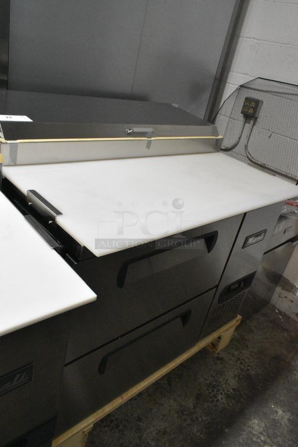 BRAND NEW SCRATCH AND DENT! 2024 Migali C-PP44-D-HC Stainless Steel Commercial Pizza Prep Table w/ 2 Drawers on Commercial Casters. 115 Volts, 1 Phase. Serial C-PP44-D-HC240429C002. Tested and Working! - Image 2 of 9