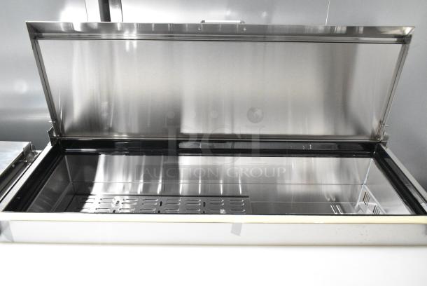 BRAND NEW SCRATCH AND DENT! 2024 Migali C-PP44-D-HC Stainless Steel Commercial Pizza Prep Table w/ 2 Drawers on Commercial Casters. 115 Volts, 1 Phase. Serial C-PP44-D-HC240429C002. Tested and Working! - Image 5 of 9