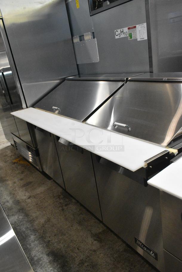 BRAND NEW SCRATCH AND DENT! 2023 Migali C-SP72-30BT-HC Stainless Steel Commercial Sandwich Salad Prep Table Bain Marie Mega Top on Commercial Casters. 115 Volts, 1 Phase. Serial C-SP72-30BT-H003231101092C0005. Tested and Working! - Image 3 of 14