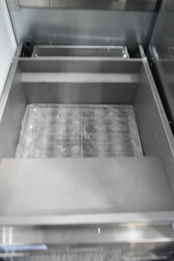 BRAND NEW SCRATCH AND DENT! 2024 Migali C-F75-LP Stainless Steel Commercial Propane Gas Powered 75 Pound Capacity Deep Fat Fryer w/ 2 Metal Fry Baskets. 150,000 BTU. Serial C-F75-LP2404020005. - Image 9 of 12