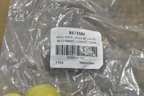 BRAND NEW SCRATCH AND DENT! Box of 8573MV San Jamar 8573MV Yellow Medium Viscosity Valve for EZ-KLEEN® Sauce Bottles - Image 4 of 5