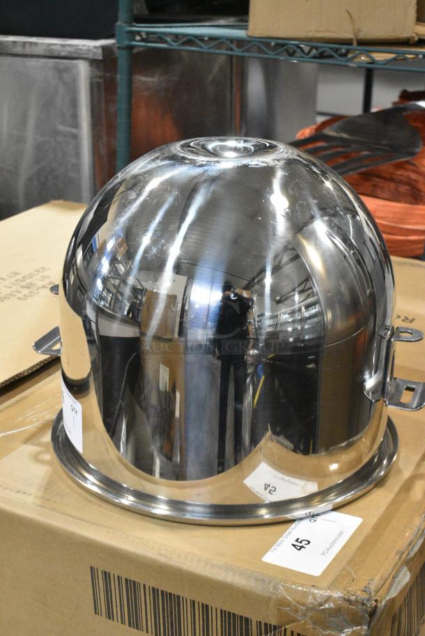 BRAND NEW SCRATCH AND DENT! Stainless Steel Commercial Mixing Bowl. - Image 2 of 3