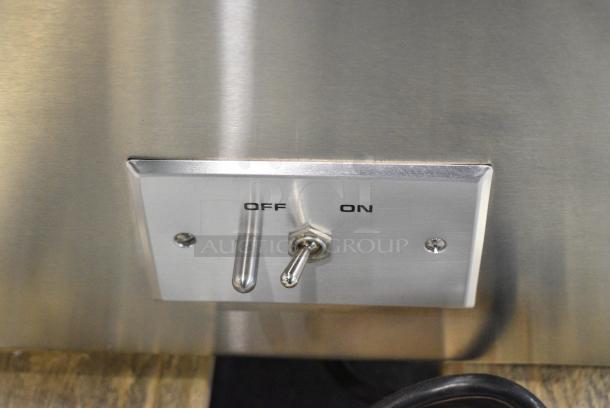 BRAND NEW SCRATCH AND DENT! Hobart 4812 Stainless Steel Commercial Countertop #12 Meat Grinder / Chopper Base. 120 Volts, 1 Phase. Tested and Working! - Image 5 of 8