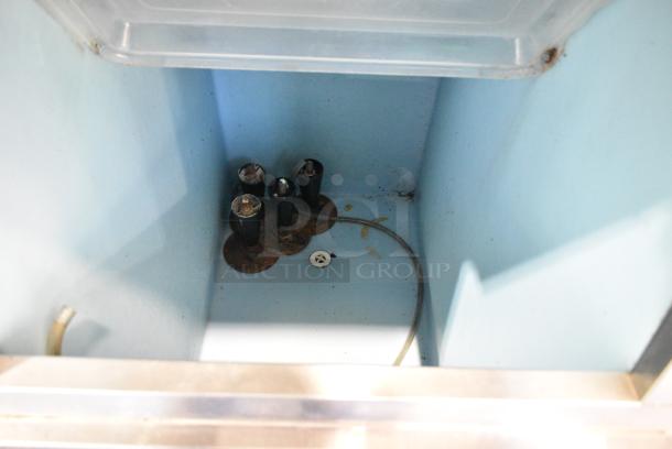 Hoshizaki KM-320MAH Stainless Steel Commercial Ice Head on Commercial Ice Bin. 115 Volts, 1 Phase. - Image 4 of 6
