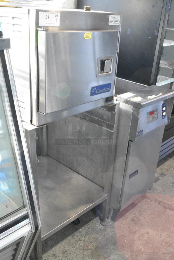 Cleveland 21CET8208WALNP SteamCraft Ultra 3 Stainless Steel Commercial Electric Powered Single Deck Steam Cabinet on Stand. 208/240 Volts, 1/3 Phase. - Image 2 of 6