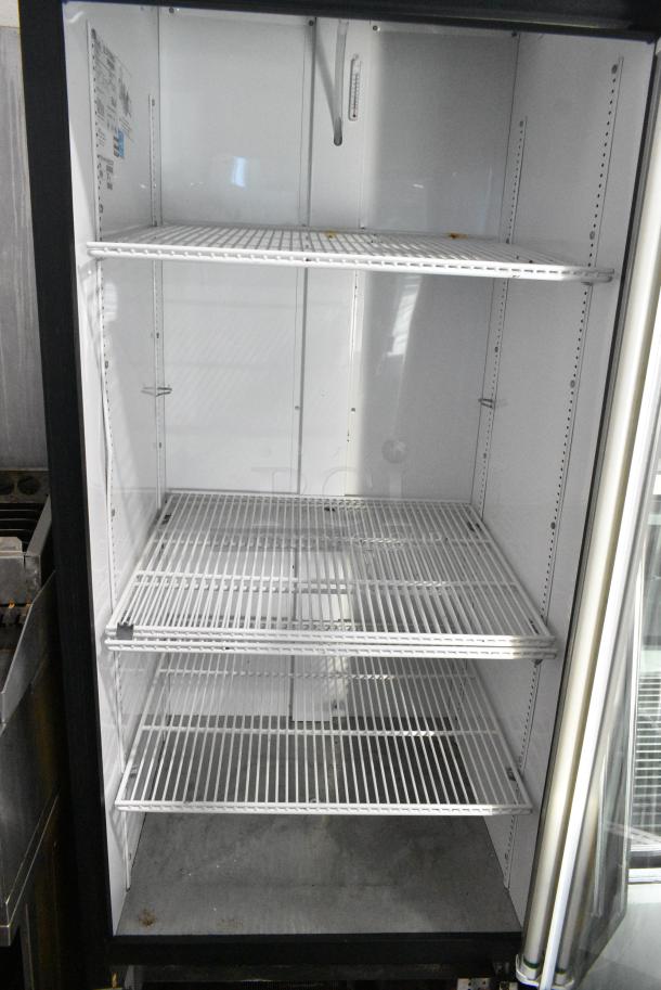 True GDM-26 Metal Commercial Single Door Reach In Cooler Merchandiser w/ Poly Coated Racks. 115 Volts, 1 Phase. Tested and Powers On But Does Not Get Cold - Image 3 of 4