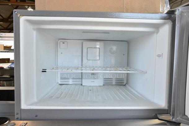 Frigidaire FGTR1845QF0 Gallery Stainless Steel Cooler w/ Freezer. 115 Volts, 1 Phase. Tested and Working! - Image 3 of 7