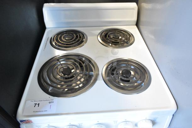 Holiday Metal Electric Powered 4 Burner Range w/ Oven. 208 Volts, 1 Phase. - Image 4 of 5