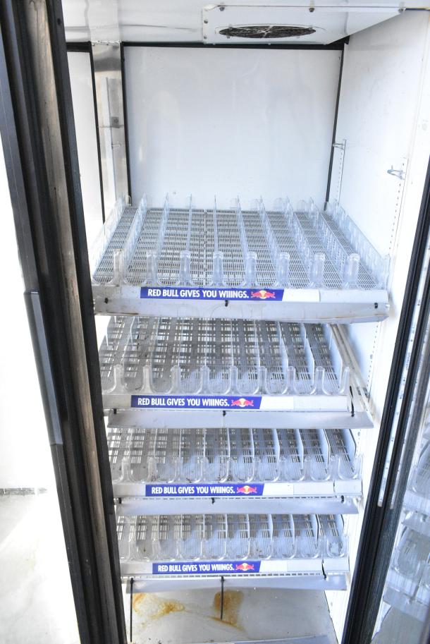 True GDM-52TM-RL-LD Metal Commercial 2 Door Reach In Cooler Merchandiser w/ Poly Coated Racks. 115 Volts, 1 Phase. Tested and Working! - Image 3 of 4
