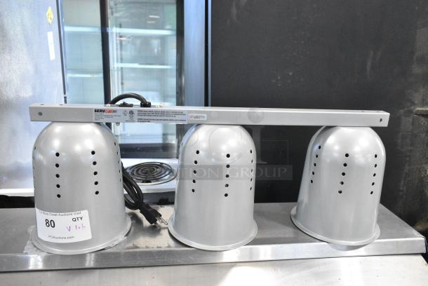 Lot of BRAND NEW SCRATCH AND DENT! Pieces to 2 Warming Lamps; ServIt 423BLS2 and ServIt 423BLS3. - Image 5 of 7