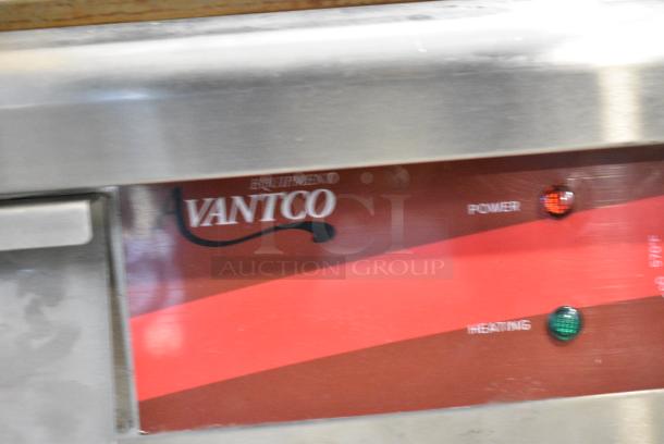 Avantco 177EG30N Stainless Steel Commercial Countertop Electric Powered Flat Top Griddle w/ Thermostatic Controls. 208/240 Volts, 1 Phase. - Image 2 of 7