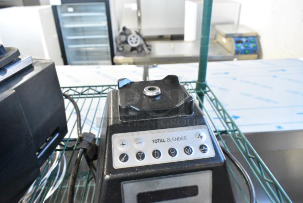 2020 Vita-Mix ES3 Metal Commercial Countertop Blender w/ Pitcher. 120 Volts, 1 Phase. Tested and Working! - Image 5 of 8
