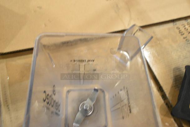 2020 Vita-Mix ES3 Metal Commercial Countertop Blender w/ Pitcher. 120 Volts, 1 Phase. Tested and Working! - Image 7 of 8