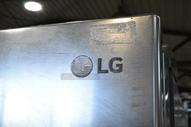 LG LSXS26366S/05 Stainless Steel Cooler w/ Freezer. 115 Volts, 1 Phase. Tested and Working! - Image 3 of 10