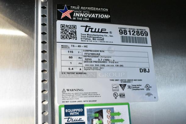 2019 True TS-49-HC Stainless Steel Commercial 2 Door Reach In Cooler w/ Poly Coated Racks on Commercial Casters. 115 Volts, 1 Phase. Tested and Powers On But Does Not Get Cold - Image 6 of 6