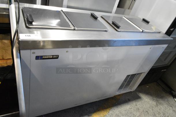BRAND NEW SCRATCH AND DENT! Master-Bilt DC-4S Stainless Steel Commercial 2 Center Hinge Lid Chest Freezer on Commercial Casters. 115 Volts, 1 Phase. Tested and Working! - Image 1 of 10