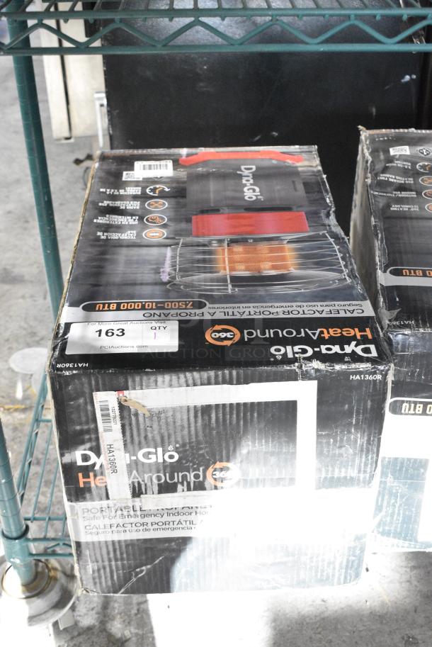 IN ORIGINAL BOX! Dyna-Glo Portable Propane Gas Powered Heat Around Heater. - Image 2 of 3