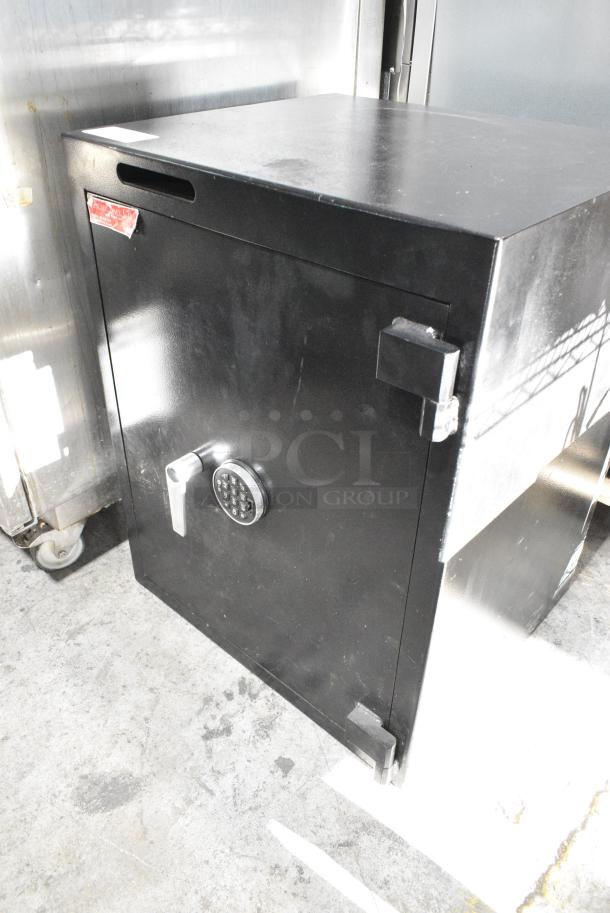 Acme Safe Co Metal Commercial Single Compartment Safe. Does Not Have Combination. - Image 3 of 5