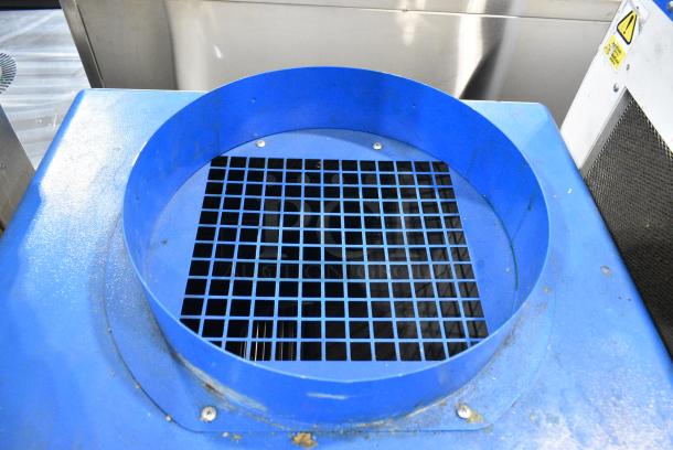Global Industrial Metal Portable Air Conditioner on Commercial Casters. 208/230 Volts, 1 Phase. - Image 4 of 5