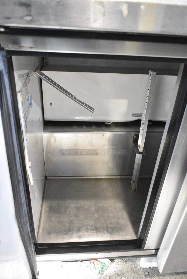 True TSSU-48-12 Stainless Steel Commercial 2 Door Work Top Cooler on Commercial Casters. 115 Volts, 1 Phase. Tested and Working! - Image 4 of 6