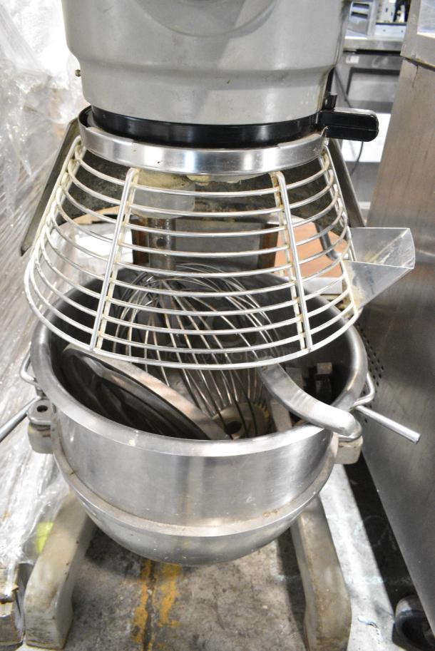 Globe SP30 Metal Commercial Floor Style 30 Quart Planetary Dough Mixer w/ Stainless Steel Mixing Bowl, Bowl Guard, Dough Hook, Paddle and Whisk Attachments. 115 Volts, 1 Phase. Tested and Powers On But Parts Do Not Move - Image 4 of 8