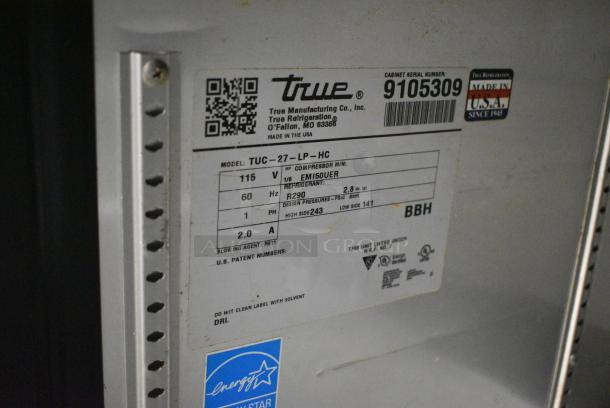 2017 True TUC-27-LP-HC Stainless Steel Commercial Single Door Undercounter Cooler on Commercial Casters. 115 Volts, 1 Phase. Tested and Powers On But Does Not Get Cold - Image 4 of 4