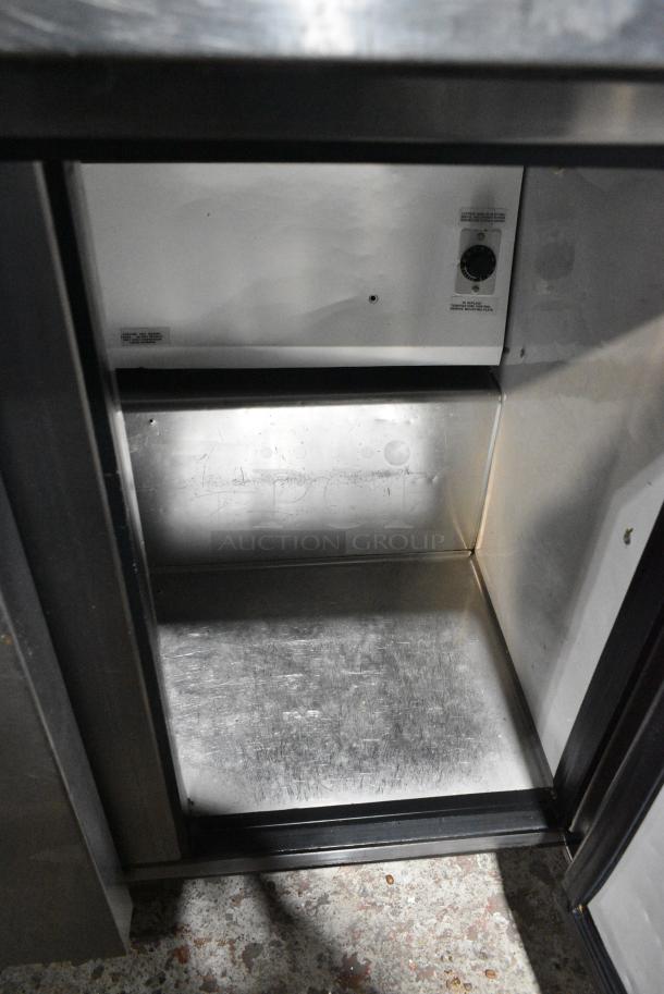 True TWT-36 Stainless Steel Commercial 2 Door Work Top Cooler on Commercial Casters. 115 Volts, 1 Phase. Tested and Working! - Image 6 of 7