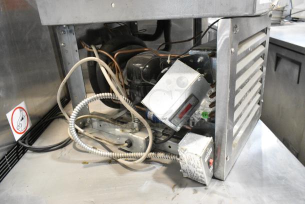 Duke ADI-1M-TC M Stainless Steel Commercial Cold Pan Drop In. 120 Volts, 1 Phase. Tested and Powers On But Does Not Get Cold - Image 8 of 8