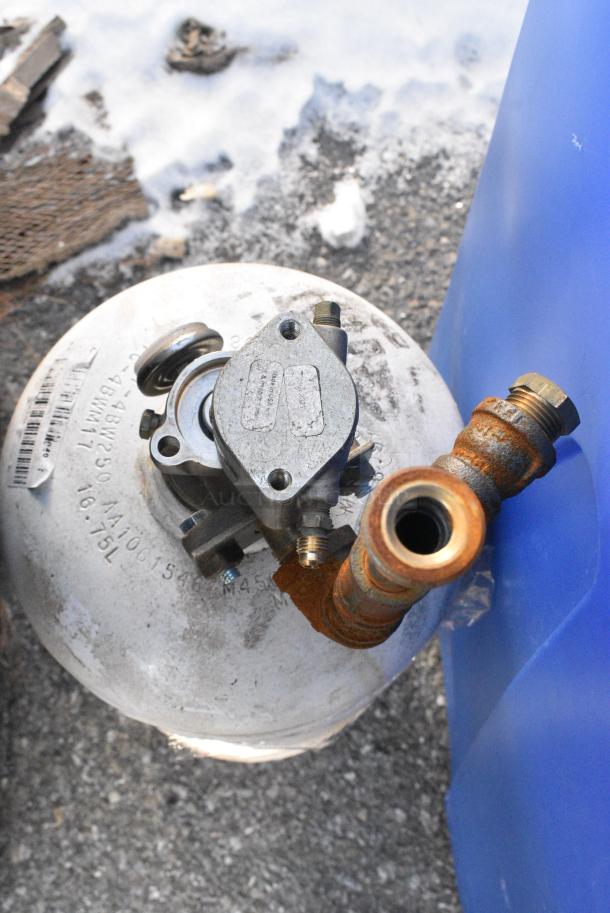 Kidde Wet Chemical Fire Suppression Tank. Buyer Must Pick Up - We Will Not Ship This Item. - Image 2 of 6
