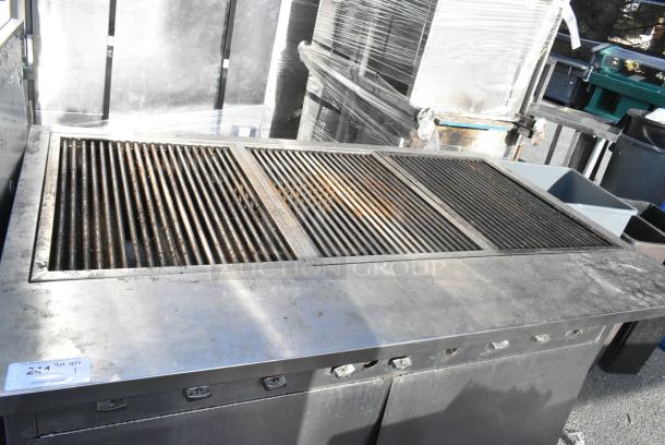 Stainless Steel Commercial Gas Powered Grill. - Image 2 of 6