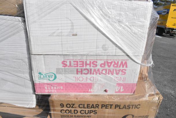 30 BRAND NEW! Boxes Including 2 Box 43312CUPC Choice 12-Cup Hinged PET Plastic Cupcake / Muffin Container - 100/Case, 500CC9 Choice 9 oz. Clear PET Customizable Plastic Squat Cold Cup - 1000/Case, Sandwich Wrap, 2 Box 500CC24 Choice Clear PET Customizable Plastic Cold Cup - 24 oz. - 600/Case, 2 Box 347TCL10 Choice 10 oz. Clear Disposable Plastic Tumbler - 500/Case, 966TALLFLDN Choice Kraft Natural Tall-Fold 6" x 13" Dispenser Napkin - 8000/Case, 5001BNAP Choice 1-Ply White Beverage / Cocktail Napkin - 4000/Case. 30 Times Your Bid! - Image 9 of 15