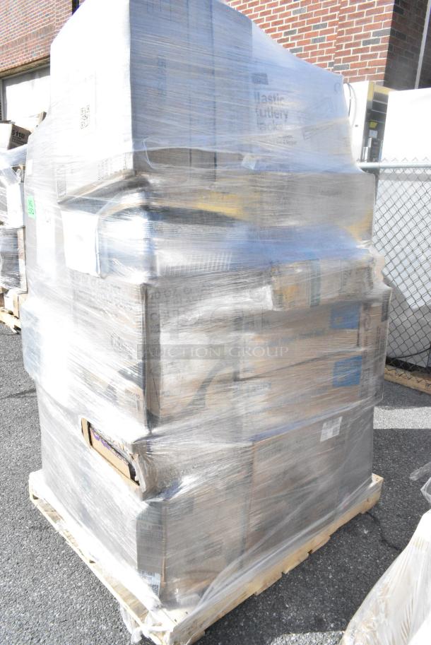 30 BRAND NEW! Boxes Including Dart 85HT3R 8" x 8" x 3" White Foam Three-Compartment Square Take Out Container with Perforated Hinged Lid - 200/Case, 500CC10 Choice 10 oz. Clear PET Plastic Cold Cup - 1000/Case, 760CB130CHKN Choice 130 oz. Chicken Bucket with Lid - 120/Case, 43301CUPC Choice 1-Compartment Clear PET Plastic Cupcake / Muffin Container - 400/Case, 500MFT Lavex Natural Brown Kraft M-Fold (Multifold) Towel - 4000/Case, Solo 626TS Clear Flat Lid with Straw Slot - 1000/Case. 30 Times Your Bid! - Image 3 of 12