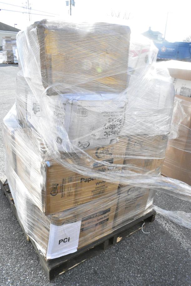 26 BRAND NEW! Boxes Including 500CC9 Choice 9 oz. Clear PET Customizable Plastic Squat Cold Cup - 1000/Case, 50010DWALLW Choice 10 oz. White Smooth Double Wall Paper Hot Cup - 500/Case, SMS400M Cordova White C-Max Standard Weight Poly 3-Layer Propylene Coveralls With Elastic Wrists, Hood, and Boots - Medium - 25/Case, 500TW12 Choice 12 oz. Translucent Thin Wall Plastic Cold Cup - 1000/Case, 50020W Choice 20 oz. White Poly Paper Hot Cup - 600/Case, 130BKFKSNH Choice Black Heavy Weight Wrapped Polystyrene Plastic Cutlery Pack with Napkin - 500/Case. 26 Times Your Bid! - Image 5 of 14