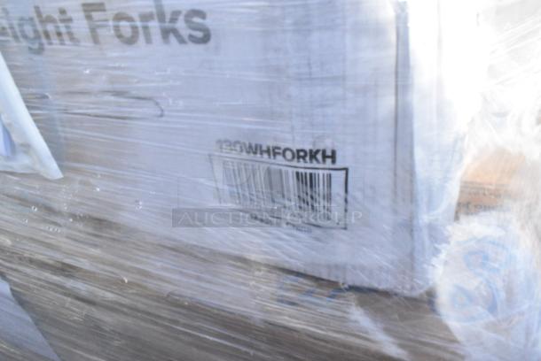 28 BRAND NEW! Boxes Including 130WHFORKH Choice White Heavy Weight Polystyrene Plastic Fork - 1000/Case, 760SOUP8WPA Choice 8 oz. White Double Poly-Coated Paper Food Cup with Vented Paper Lid - 250/Case, 50010DWALLW Choice 10 oz. White Smooth Double Wall Paper Hot Cup - 500/Case, 612605070HD Choice Full Size Heavy-Duty Foil Steam Table Pan Deep 3 3/8" Depth - 50/Case, 128HD12COMBO Choice Heavy Duty 12 oz. Microwavable Translucent Plastic Deli Container and Lid Combo Pack - 240/Case, 128HD8COMBO Choice Heavy Duty 8 oz. Microwavable Translucent Plastic Deli Container and Lid Combo Pack - 240/Case, 500CC9 Choice 9 oz. Clear PET Customizable Plastic Squat Cold Cup - 1000/Case, 500TW16S Choice 16 oz. Translucent Thin Wall Squat Plastic Cold Cup - 1000/Case. 28 Times Your Bid! - Image 5 of 14