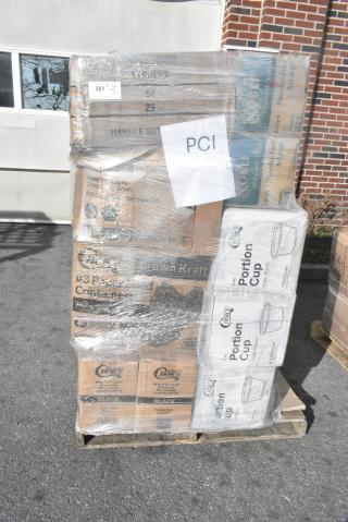 24 BRAND NEW! Boxes Including 394385XL Noble Products White Powder-Free Disposable Latex Gloves for Foodservice - Extra Large - 1000/Case, Dart 205HT1 White Foam Take Out Container with Perforated Hinged Lid 9" x 6" x 3" - 200/Case, 394345XL Noble NexGen Powder-Free Disposable Black Hybrid 3 Mil Thick Gloves - Extra Large - 1000/Case, 129MCS38B Choice 38 oz. Black Rectangular Microwavable Heavy Weight Container with Lid 8 3/4" x 6 1/4" x 2" - 150/Case, 760WY9LT Lavex 9 oz. Translucent, Individually Wrapped Cups - 1000/Case, 347BP10C3WH Choice 10 1/4" 3-Compartment White Plastic Plate - 500/Case, 500CC9 Choice 9 oz. Clear PET Customizable Plastic Squat Cold Cup - 1000/Case, 129MCS28B Black Microwavable Heavy Containeer with lid. 24 Times Your Bid!