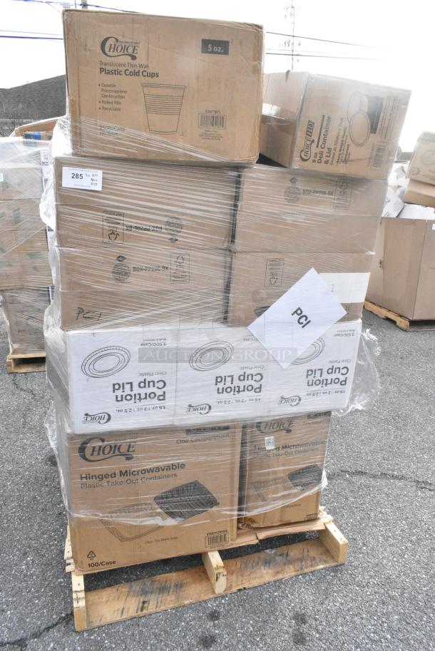 28 BRAND NEW! Boxes Including 500TO10103 Choice 10" x 10" x 3" Microwaveable 1-Compartment Black / Clear Plastic Hinged Container - 100/Case, 795PTOKFT3 Choice Kraft Microwavable Folded Paper #3 Take-Out Container 7 3/4" x 5 1/2" x 2 1/2" - 200/Case, 460164, 500TO10103 Choice 10" x 10" x 3" Microwaveable 3-Compartment Black / Clear Plastic Hinged Container - 100/Case, 395TO961 EcoChoice 9" x 6" x 3" No PFAS Added Natural Bagasse Blend Take-Out Container - 200/Case, 127PL2 Choice PET Plastic Lid for 1.5 to 2.5 oz. Souffle Cup / Portion Cup - 2500/Case. 28 Times Your Bid! - Image 1 of 11